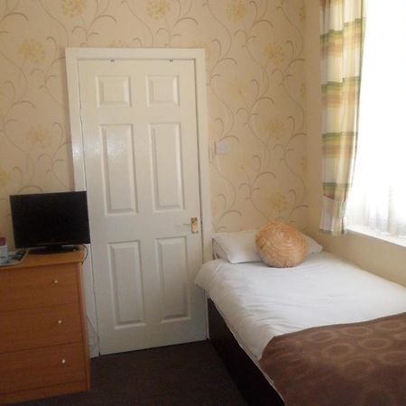 New Derina Hotel Blackpool Zimmer foto